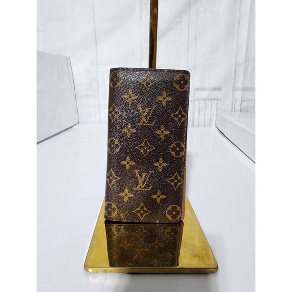 Authentic Louis Vuitton Monogram Brazza Wallet Brown